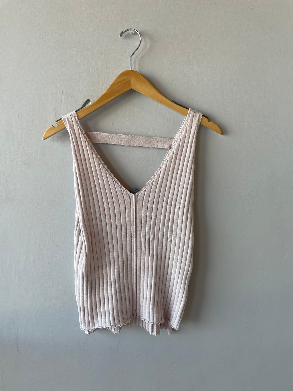 LUSH RibKnit COSMO V Neck Tank