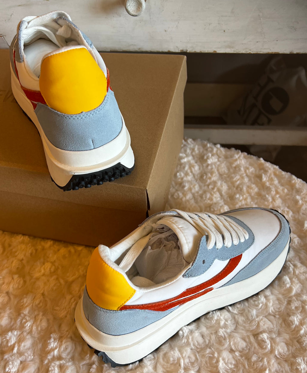 STEVE MADDEN Suede ACTIONS Retro Sneaker