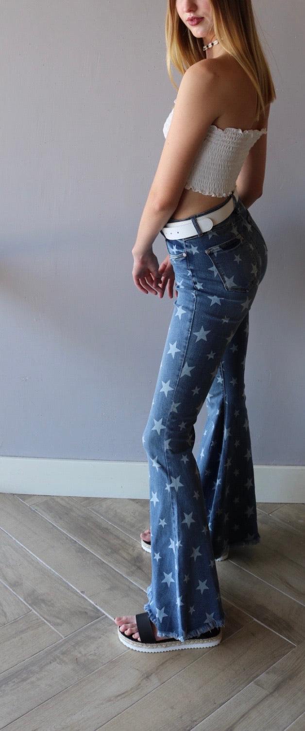 SHOWDOWN Star Print SuperFlare RawHem Jean