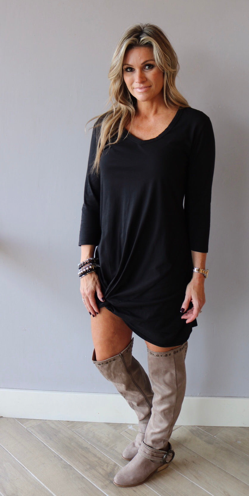 BOBI COLLIDE Bottom Twist V-Neck HalfSleeve Jersey Dress