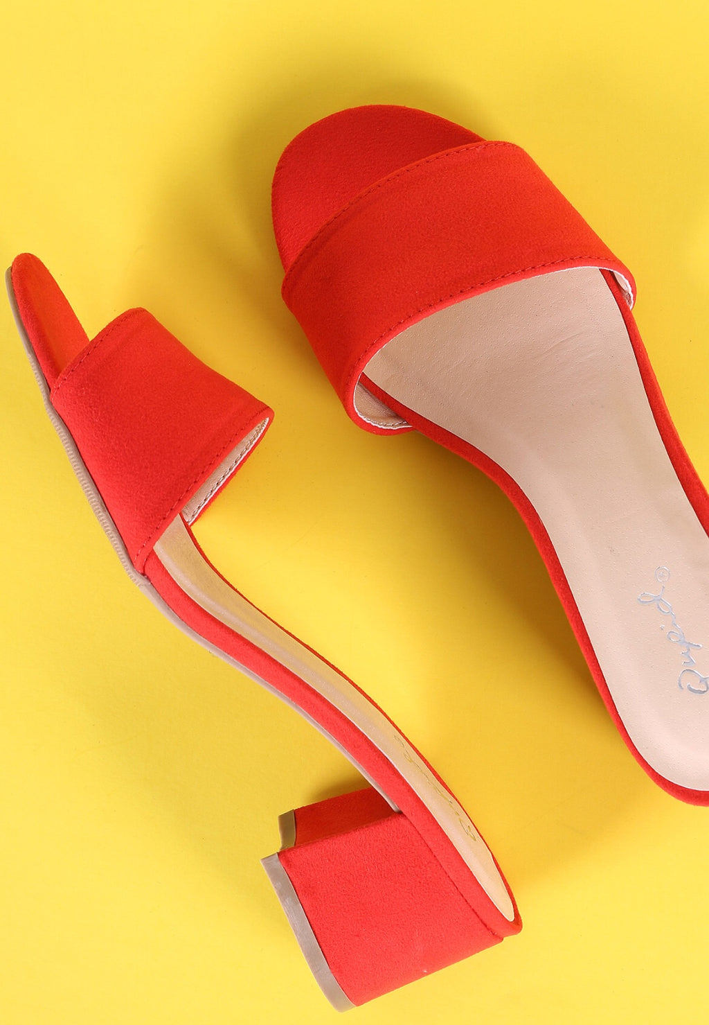 Qupid WARHOL Single Band Slide Shoe