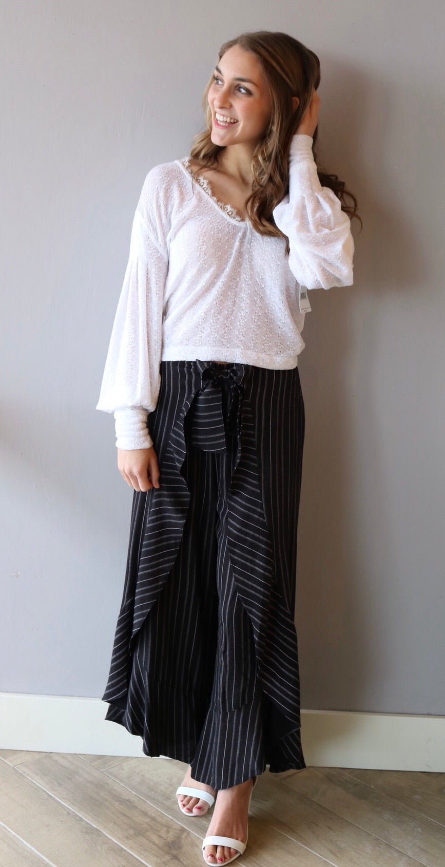 FREE PEOPLE White DREAMGIRL Pointelle V-Neck WaistCrop Knit Top