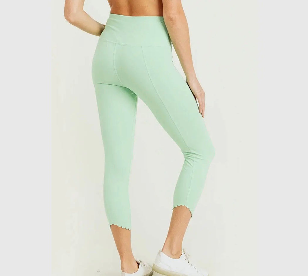 MONO B STELLAR HighWaisted LaserCut ScallopHem Legging