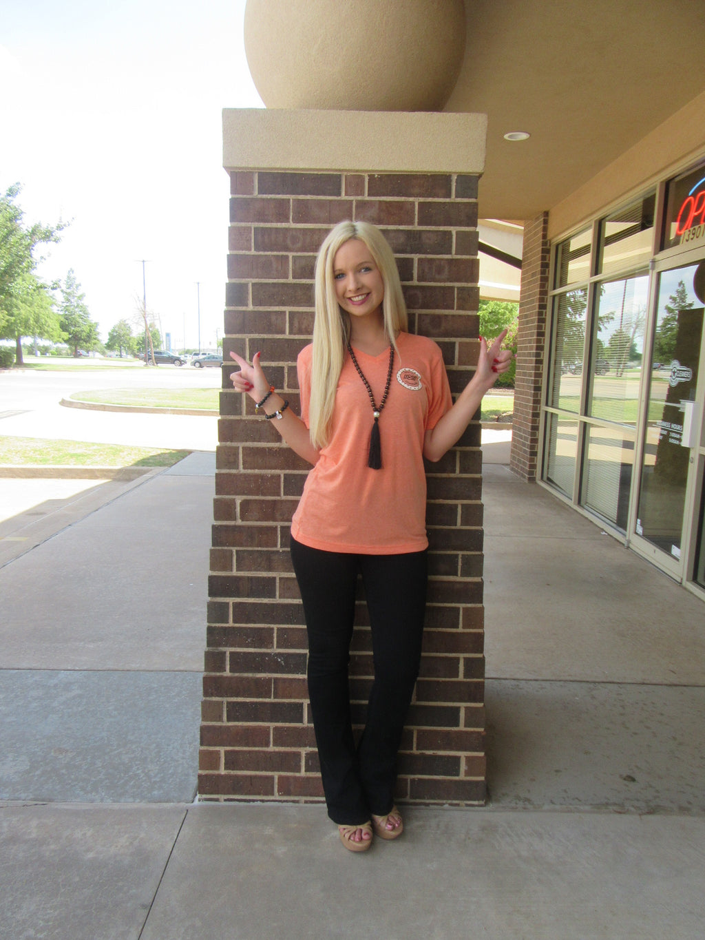 OKLAHOMA STATE Floral Circle Triblend V-Neck Tee Top