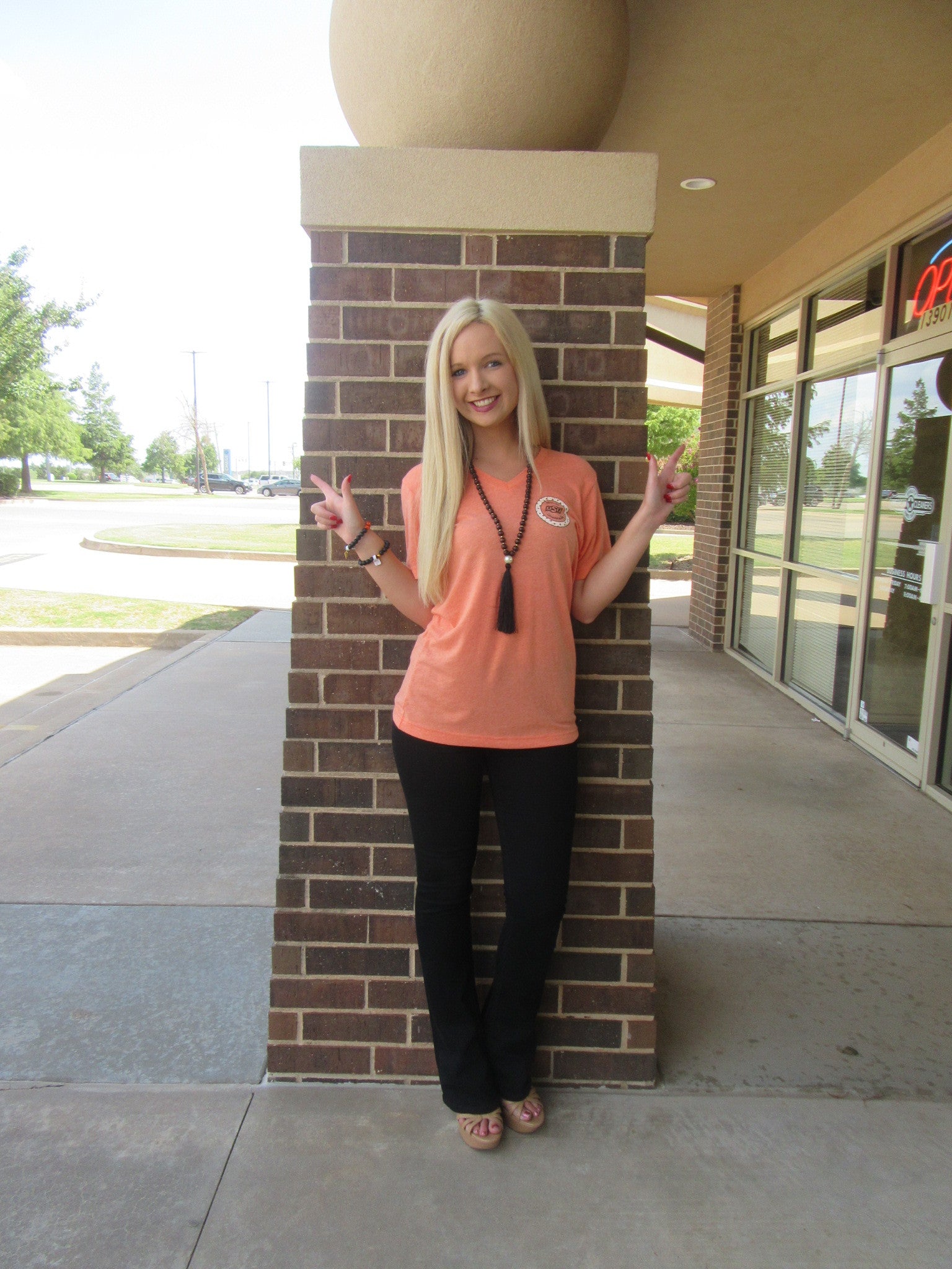 OKLAHOMA STATE Floral Circle Triblend V-Neck Tee Top