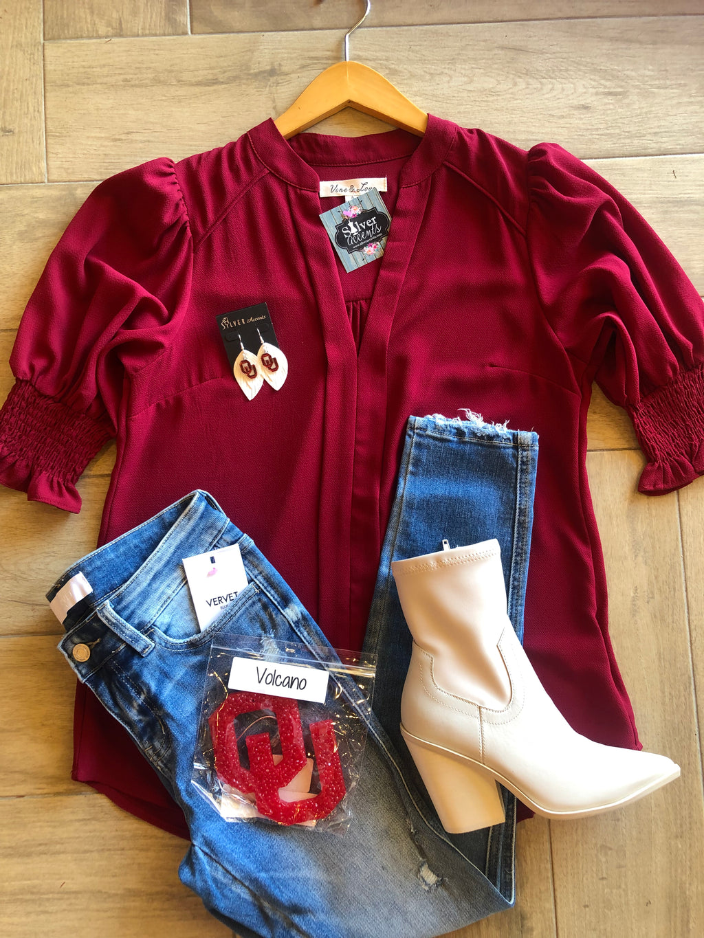 PHOTO OP PuffSleeve VNeck Top