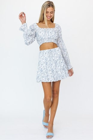 AFFAIR Floral L/S Smock Crop Top