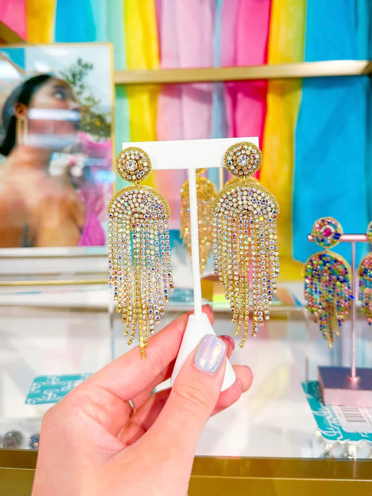 TAYLOR SHAYE Designs CHAIN Dazzle Earrings