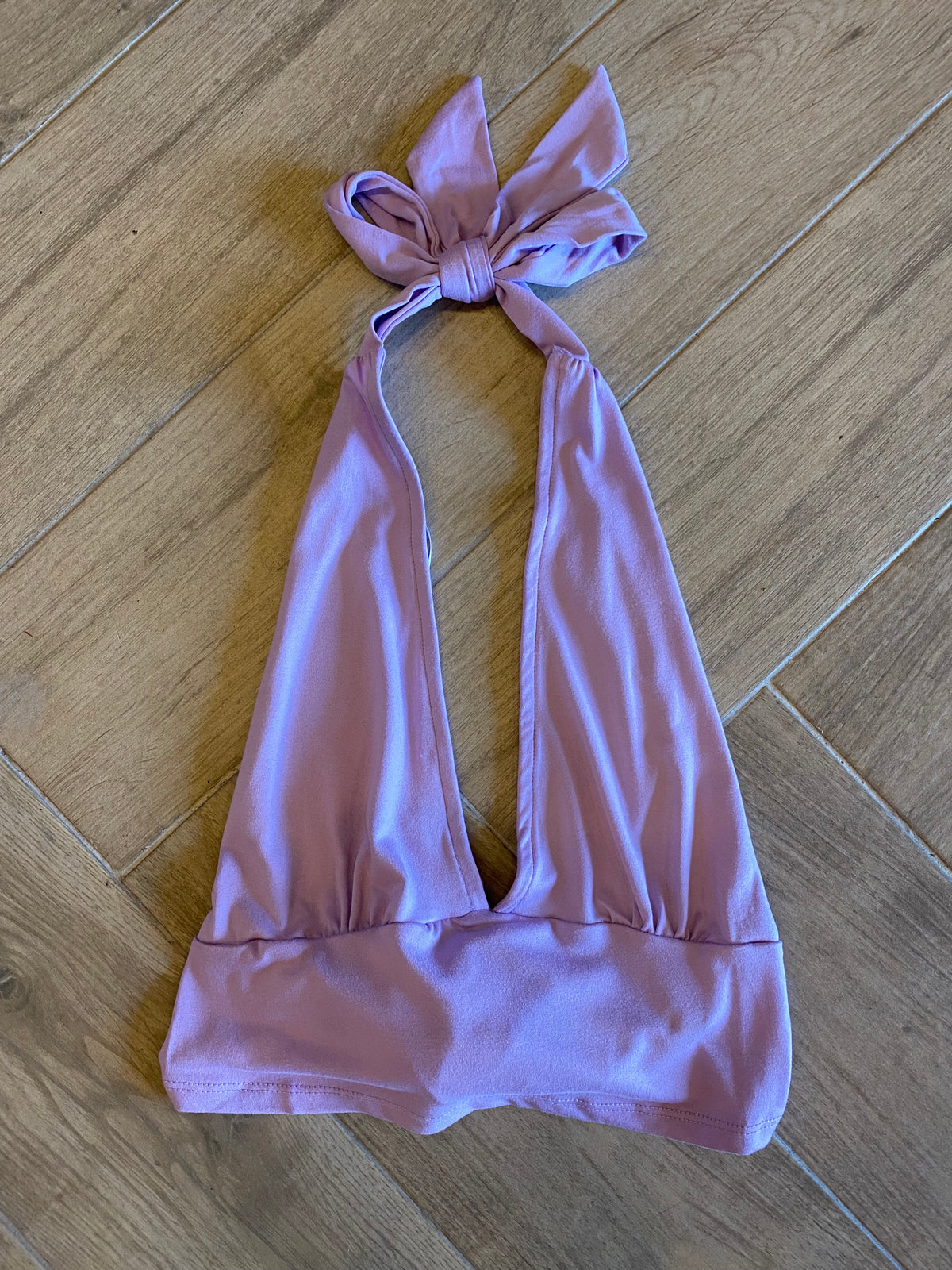 PAPER MOON VENDETTA Halter~Neck Crop Top