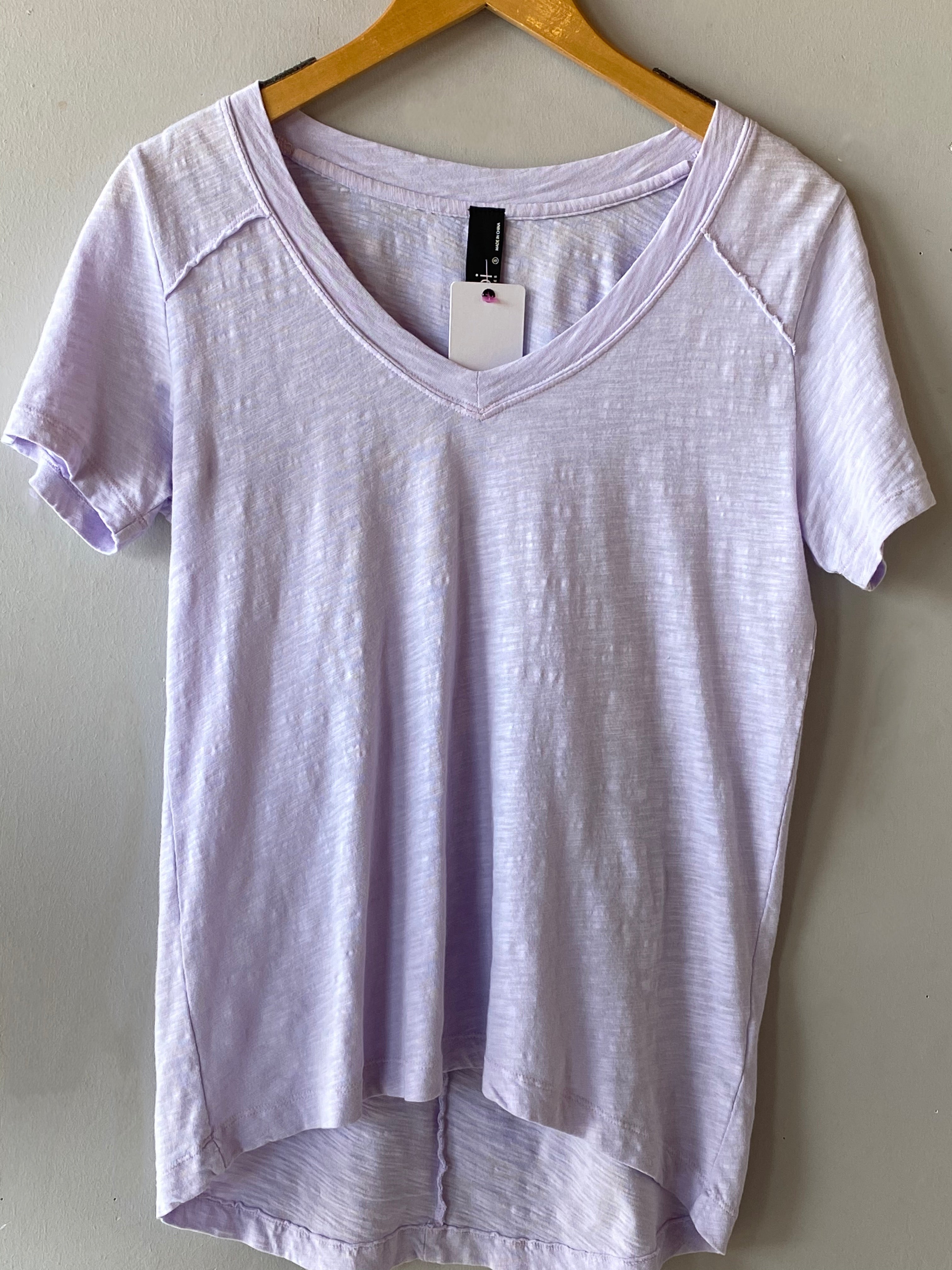 BOBI V-Neck BECK Slub Jersey HiLo Top