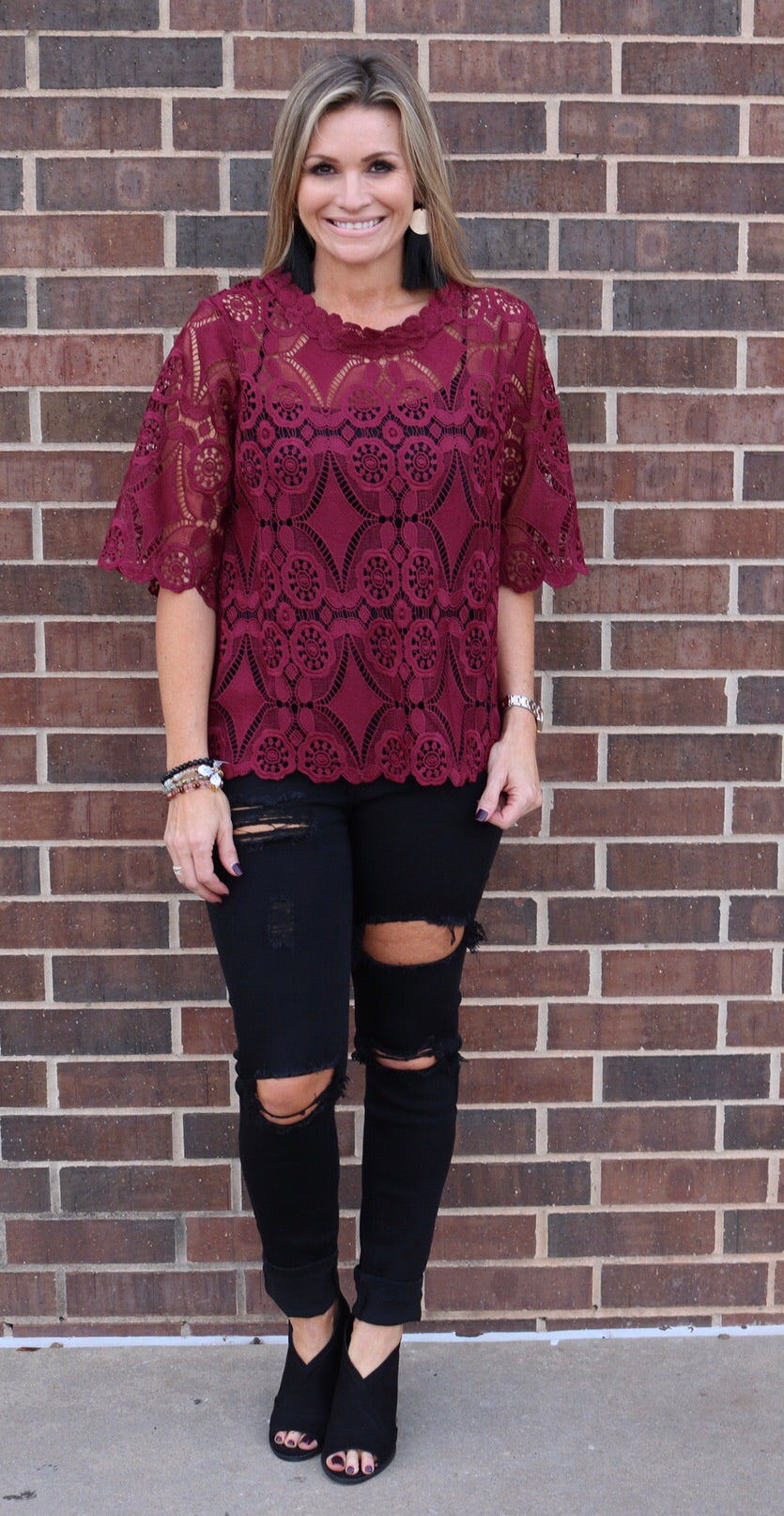 INITIATIVE Crochet Lace Elbow Sleeve CrewNeck Top