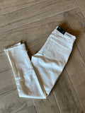 FESTIVAL BustKnee Distressed Jeans