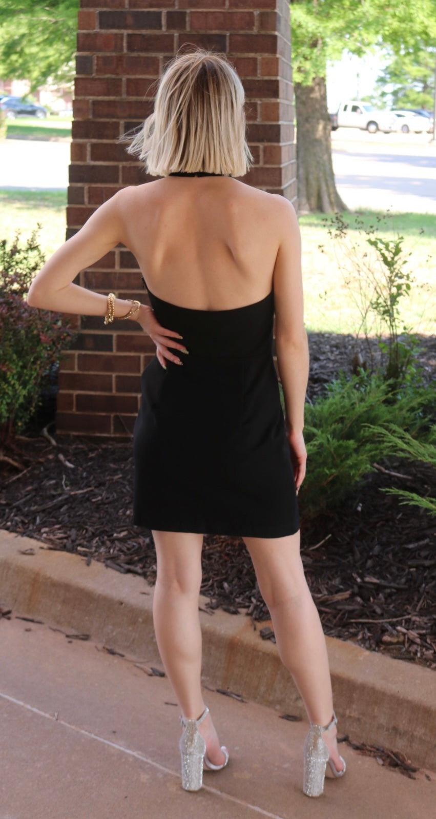 CHERISH Crossover HalterNeck BodyCon Dress