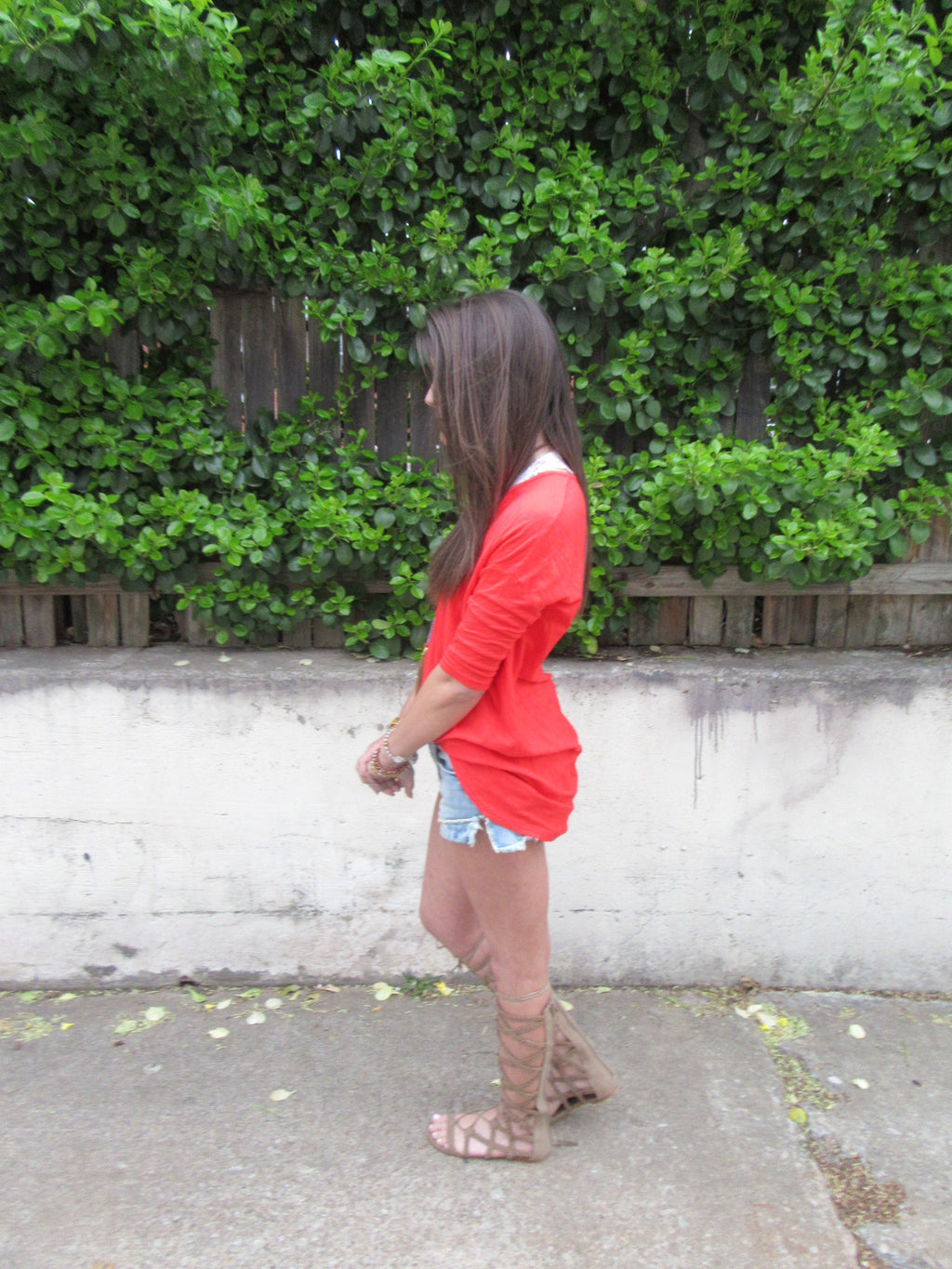 BOBI 3/4 Sleeve WALK ON THE BEACH Slub HiLo V-Neck Tunic Top