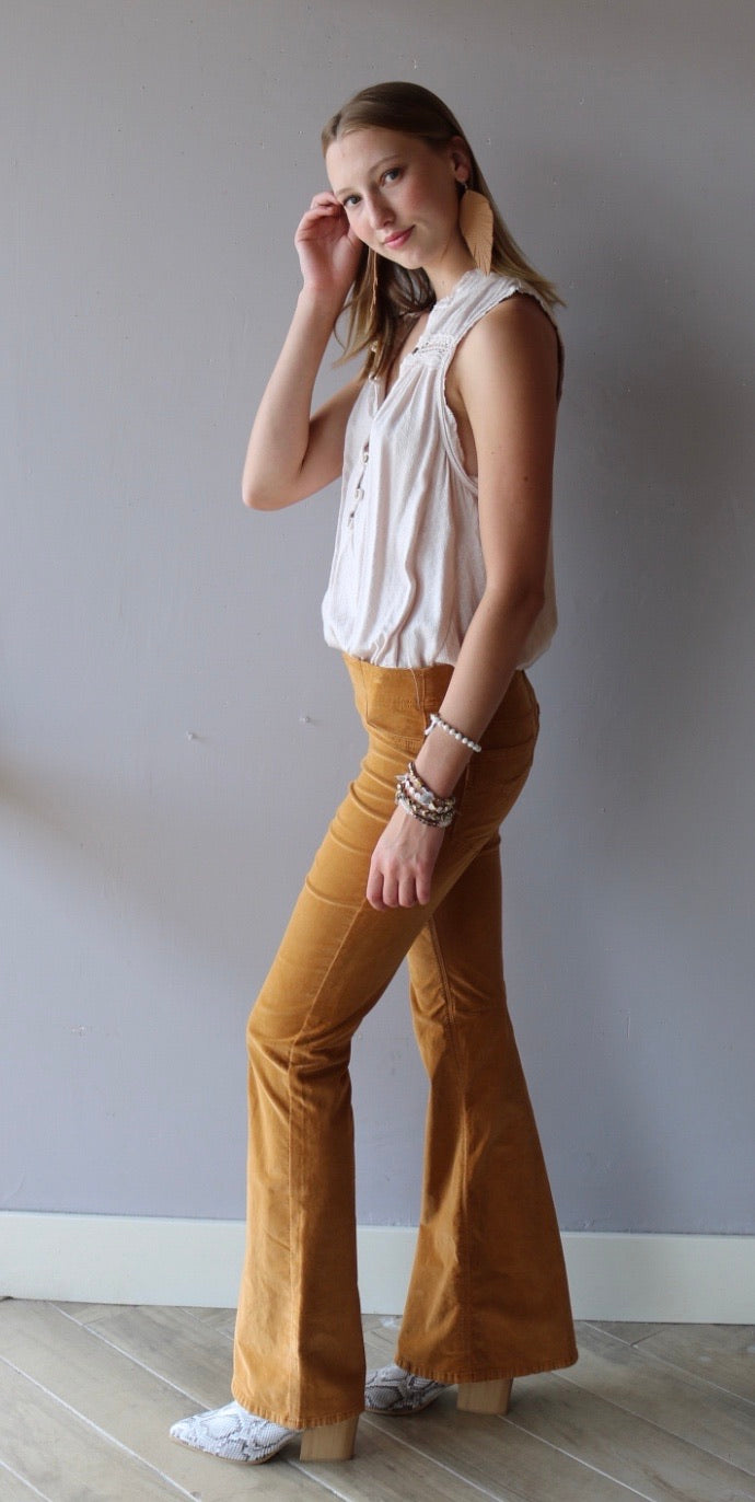 FREE PEOPLE Corduroy PULL ON Flare Jean