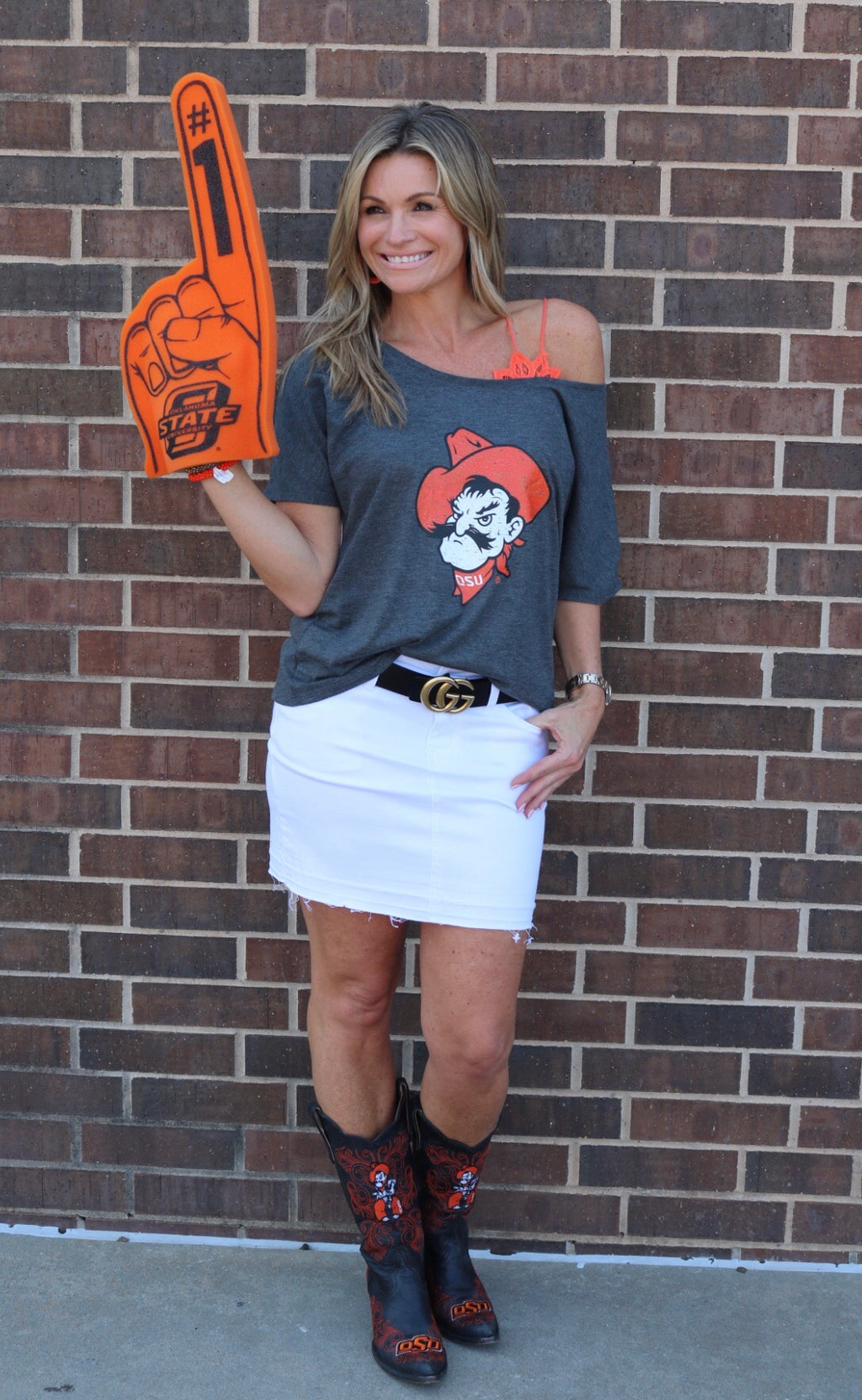 GAMEDAY COUTURE Logo VIBING WITH YOU Boyfriend Tee