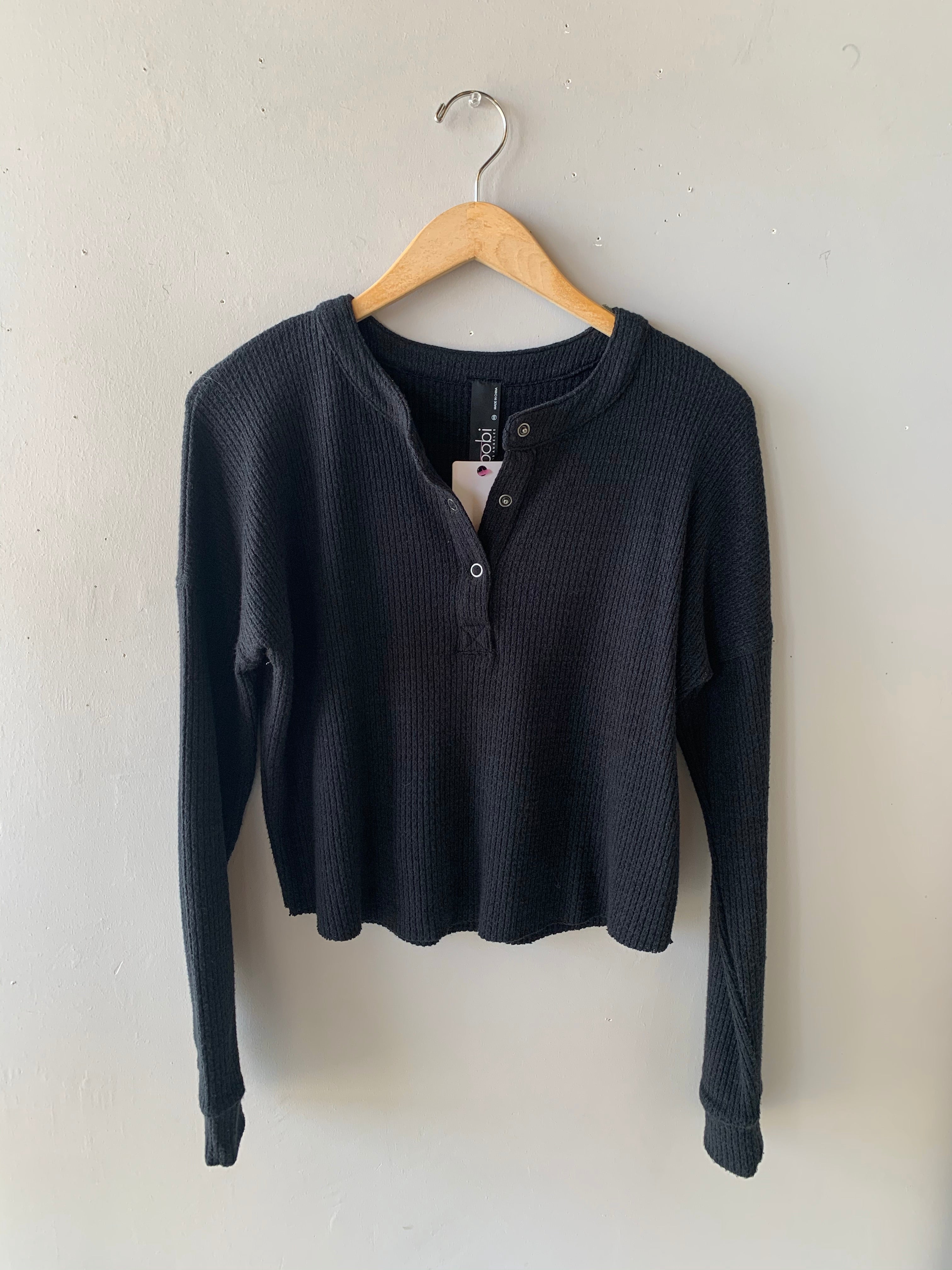 BOBI WafflKnit AFFRONT Henley CropWaist Top