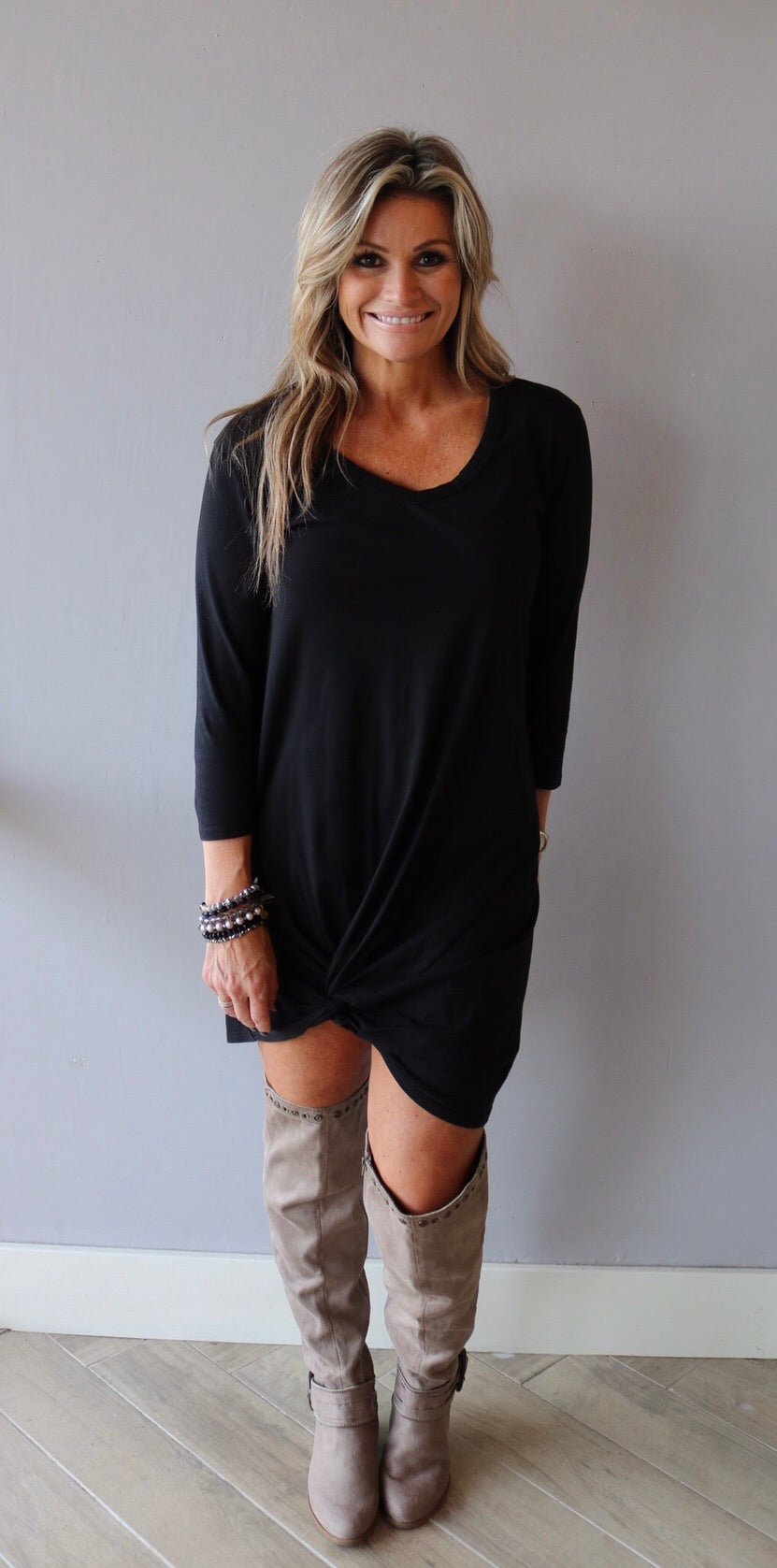 BOBI COLLIDE Bottom Twist V-Neck HalfSleeve Jersey Dress