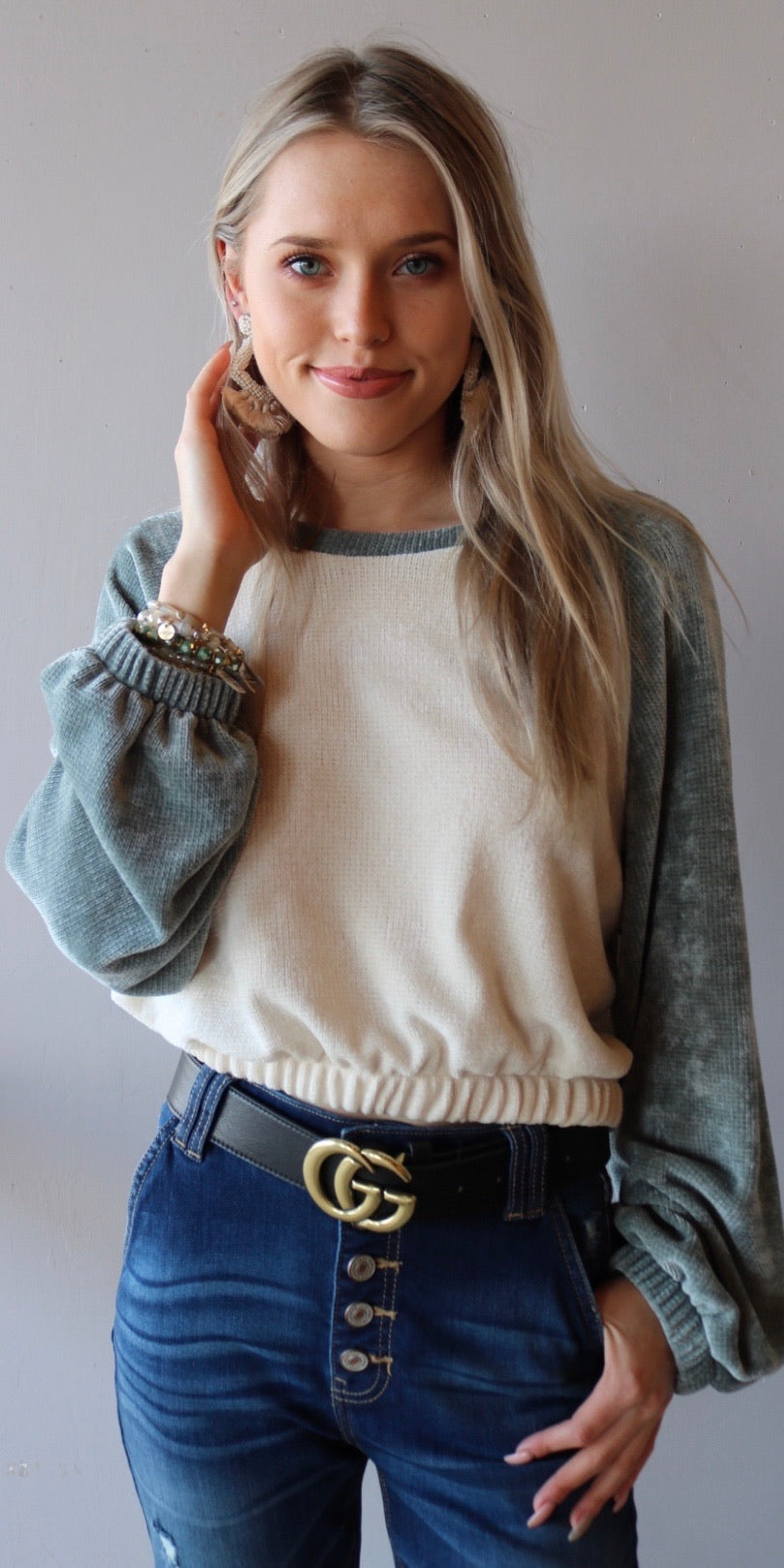 REPRIEVE Raglan Sleeve Chenille WaistCrop Knit Top