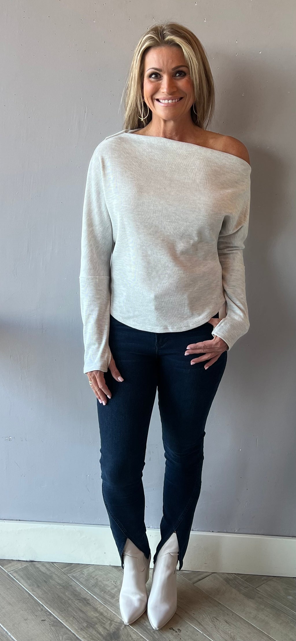 FREE PEOPLE Thermal FUJI OffShoulder Top w/Thumbholes
