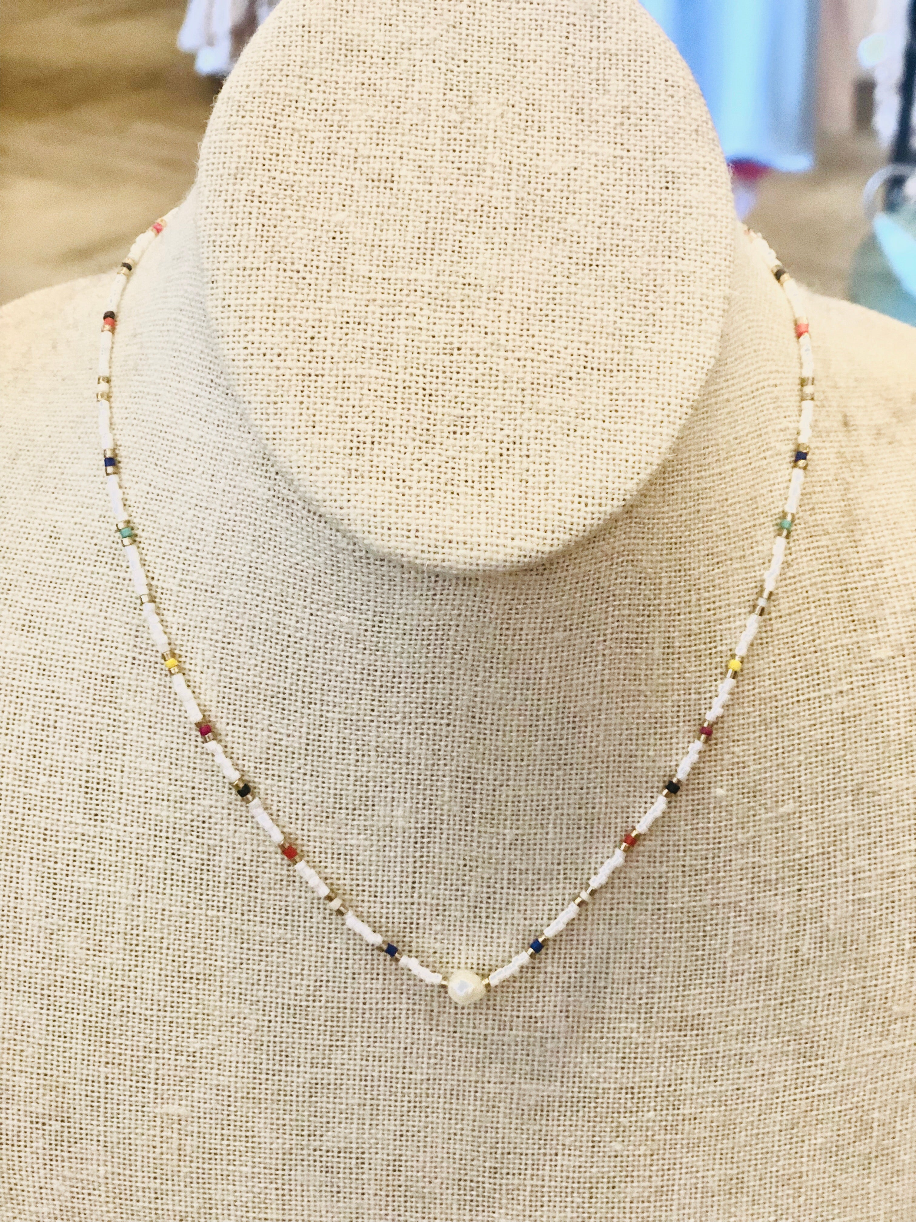 VIBES Choker Necklace