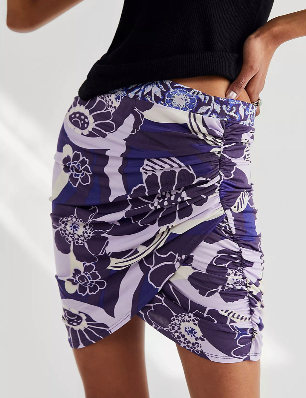 FREE PEOPLE Print SHE’S SOMETHING ELSE Mini Skirt