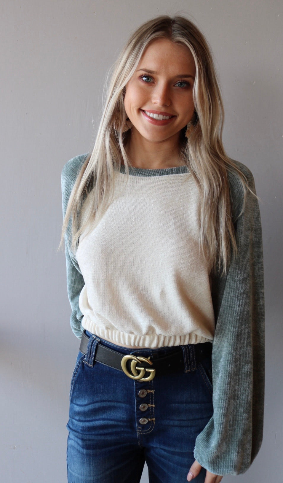 REPRIEVE Raglan Sleeve Chenille WaistCrop Knit Top