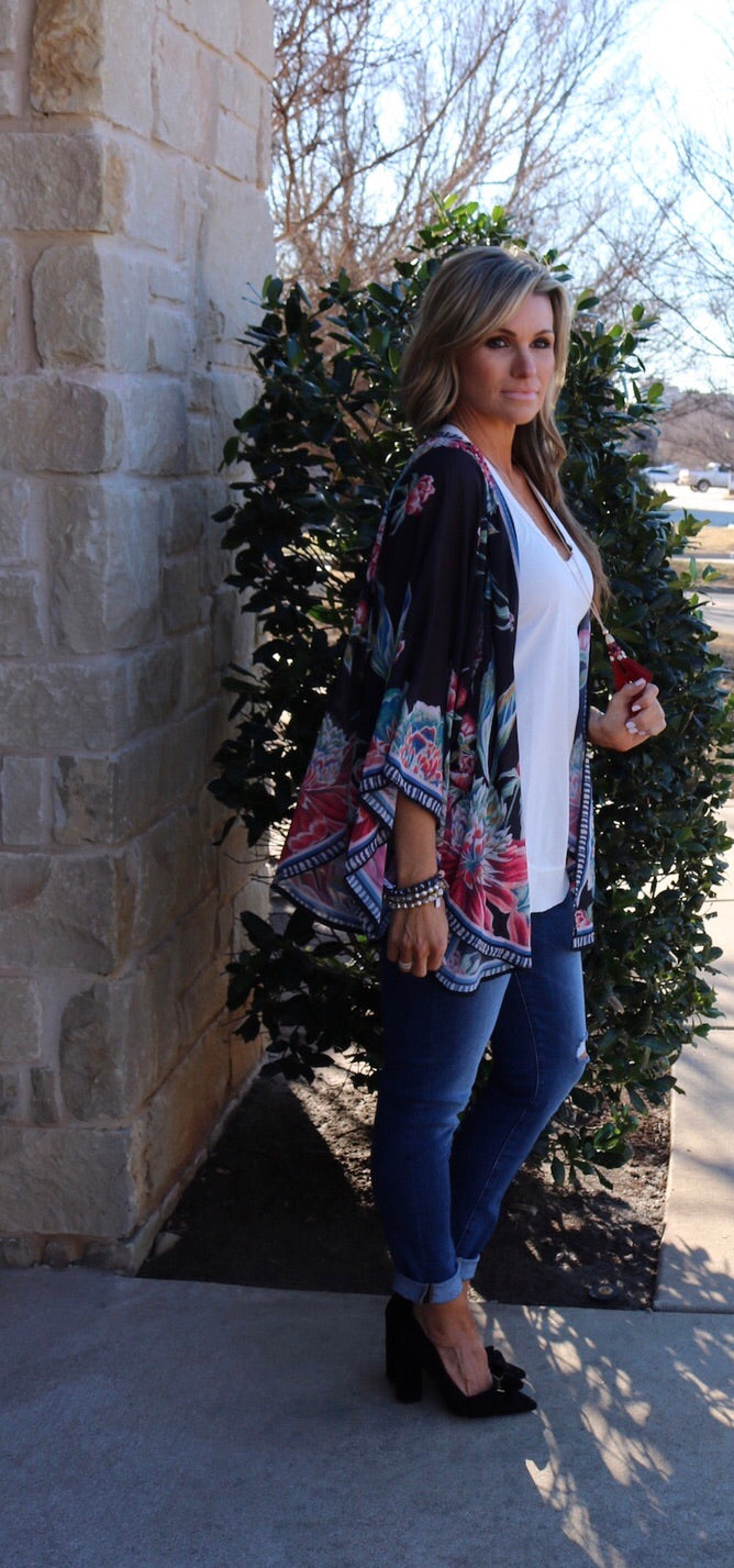 PAVILLION PiecePrint Border Floral Kimono Cardigan Top