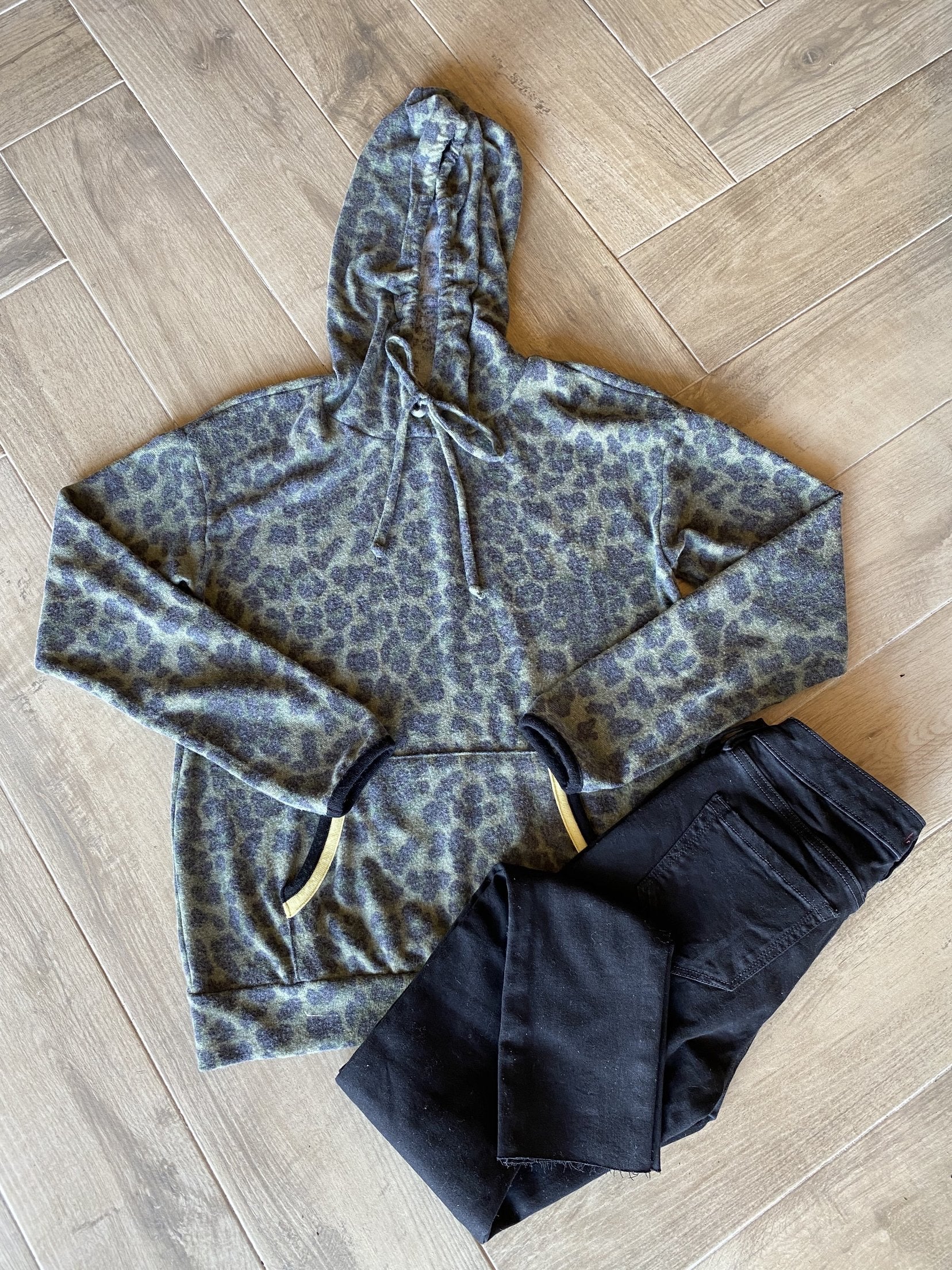 MICHAEL STARS BrushKnit CODY Eden Leopard Hoodie Top