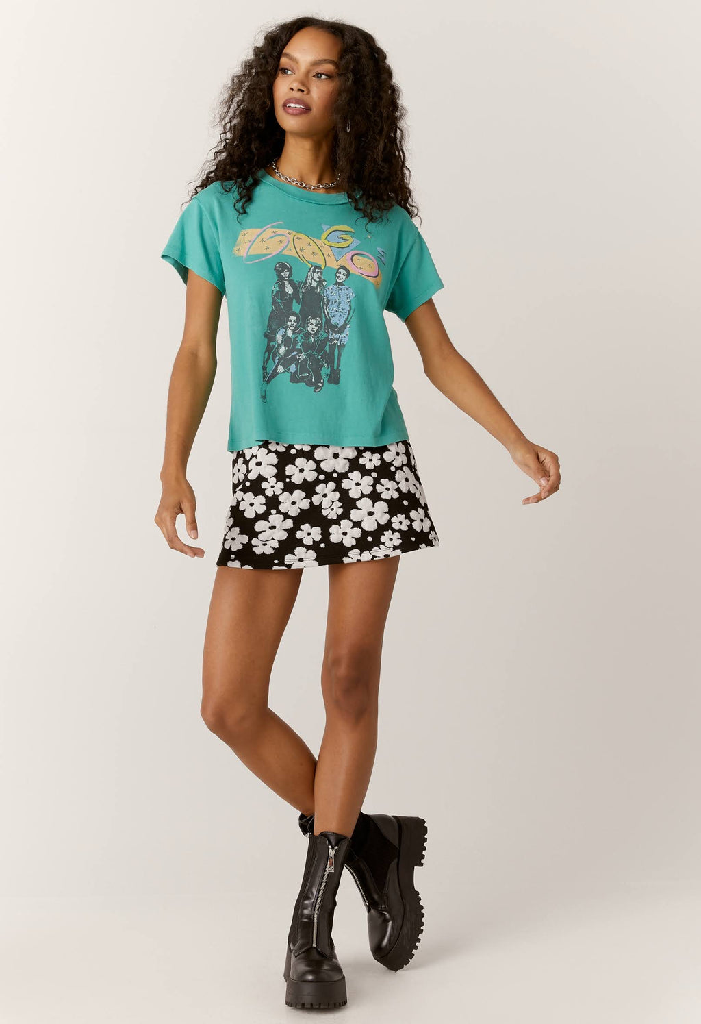 DAYDREAMER The GOGO’S Reverse Girlfriend Tee