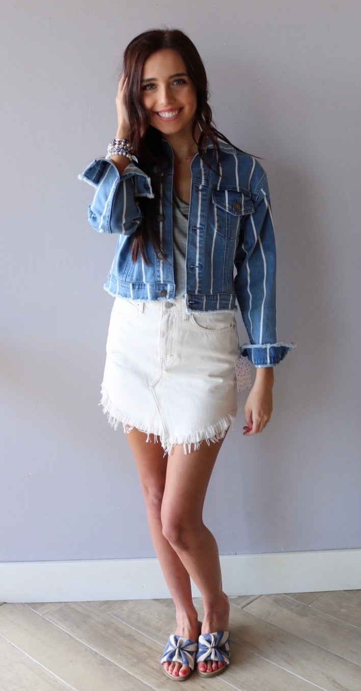 LIGHTNING OverSize Striped Denim Crop Jacket