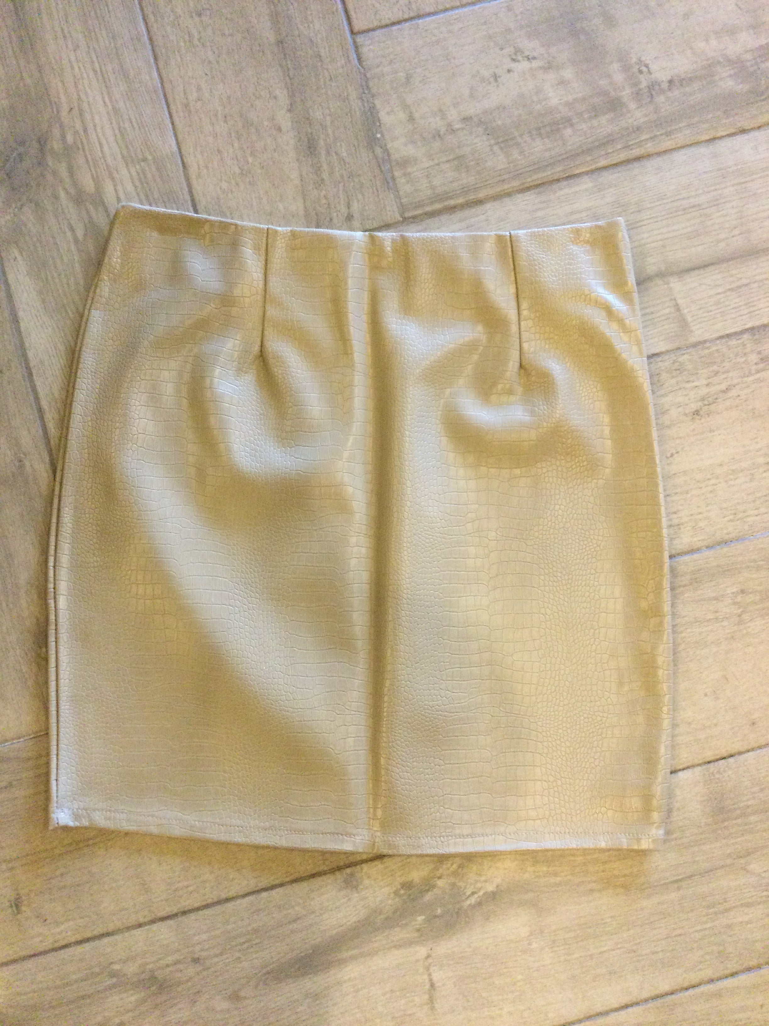 RUNWAY! Croco POUT VeganLeather Pencil Skirt