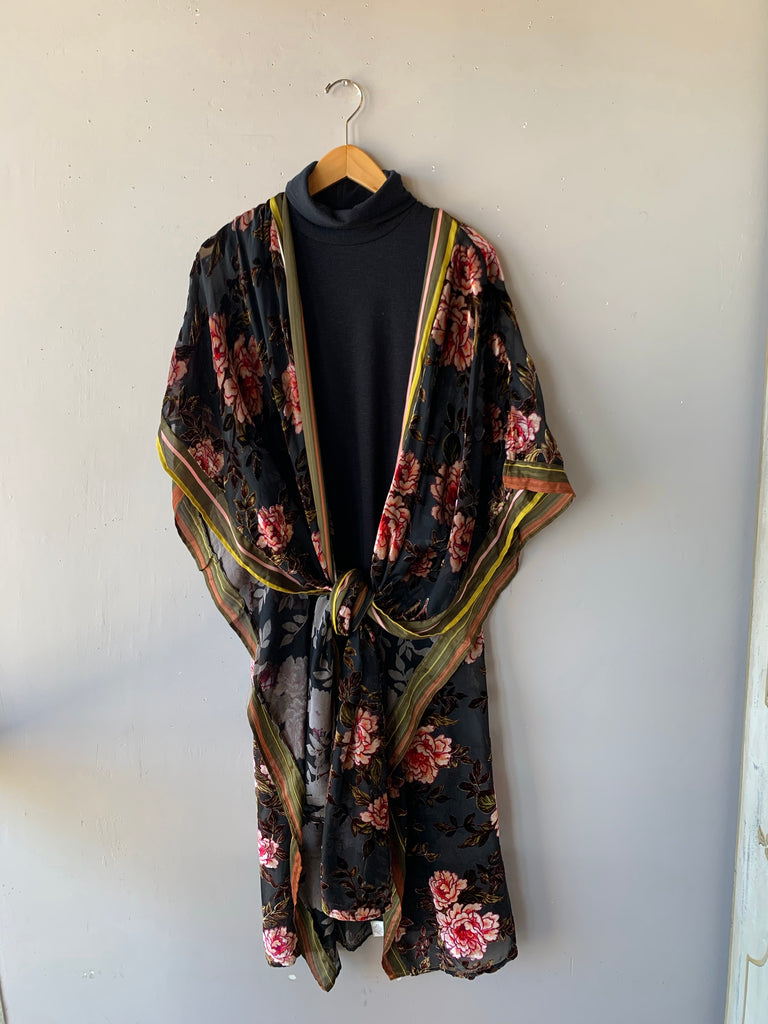 ARATTA FLYING EBONY Velvet Kimono
