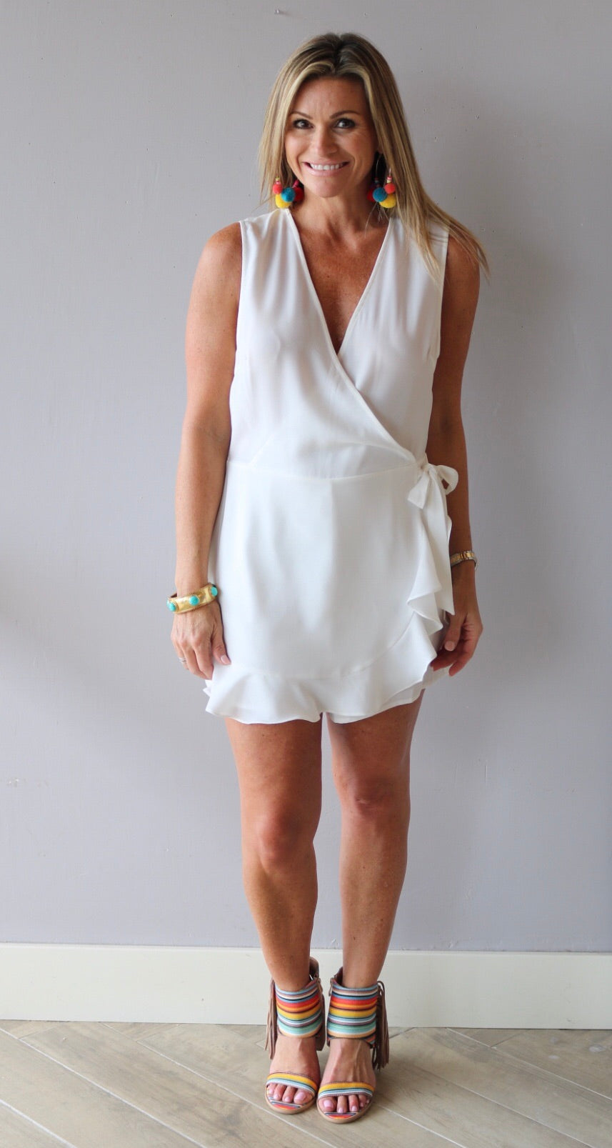 ENTRO V-Neck STEADY Wrap Ruffle Tie Waist Romper