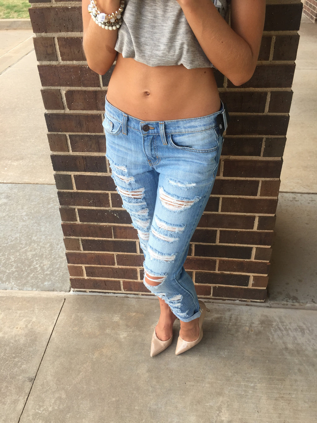 FLYING MONKEY Extreme Distressed BLUE WATERS Slim Boyfriend Jean