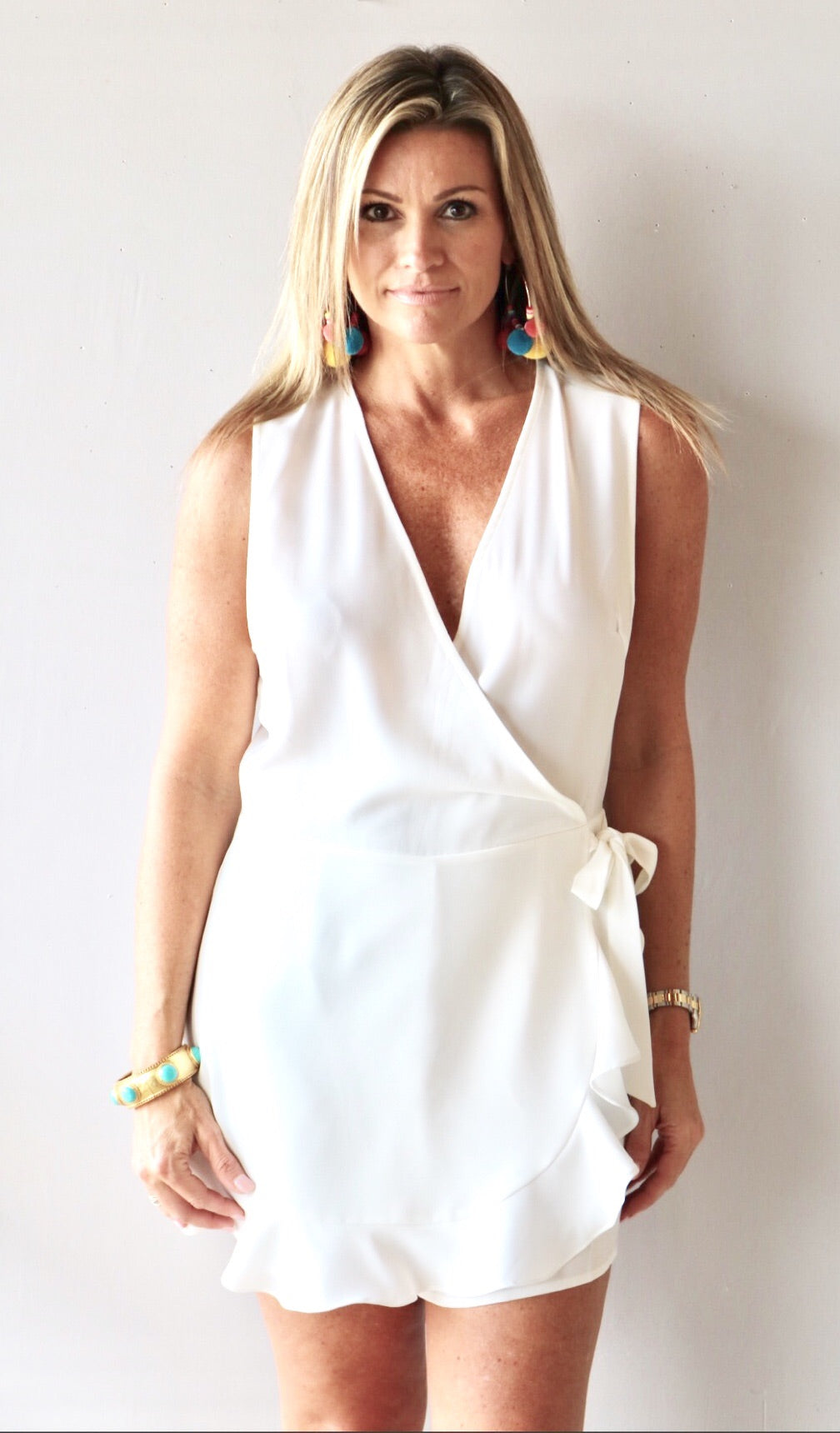 ENTRO V-Neck STEADY Wrap Ruffle Tie Waist Romper