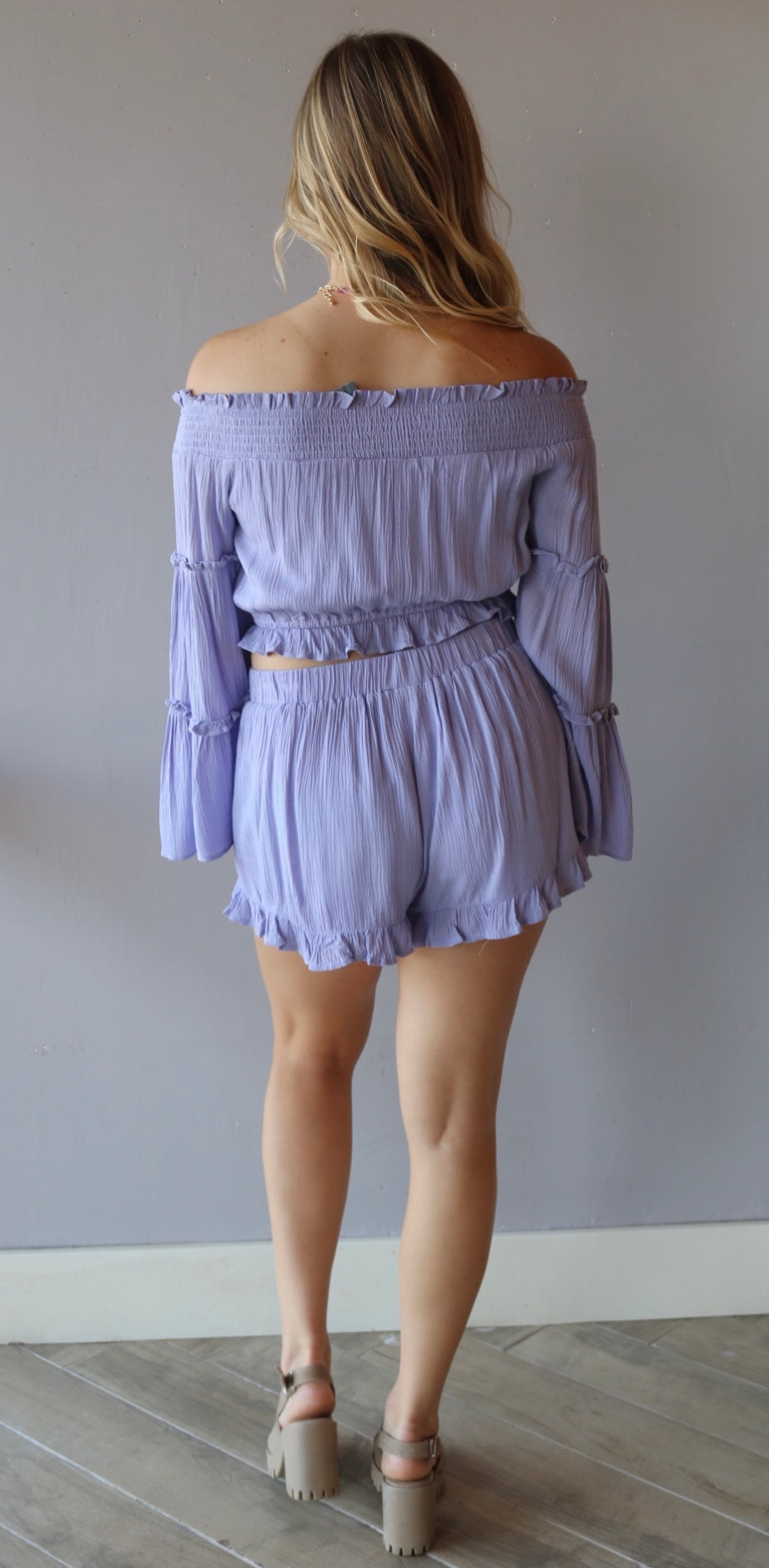 STRADA Gauze Ruffle Hem Shorts