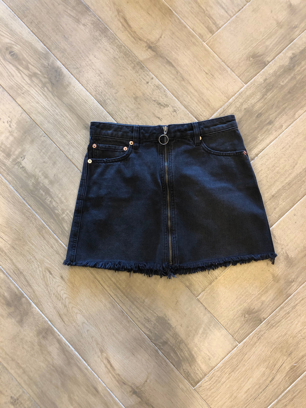 FREE PEOPLE! Denim ZIP IT UP RawSeam ZipFront Skirt